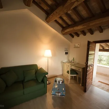 La Collina Degli Ulivi Farm stay Forano